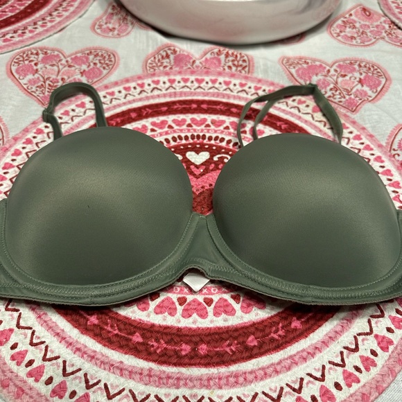 PINK Victoria's Secret Other - Green everywhere push up bra
